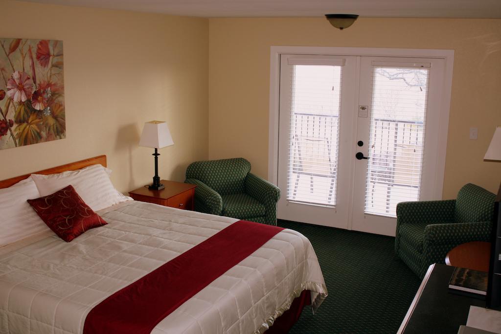 Whitney Mountain Lodge Lost Bridge Village Zimmer foto