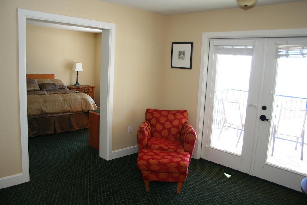 Whitney Mountain Lodge Lost Bridge Village Zimmer foto